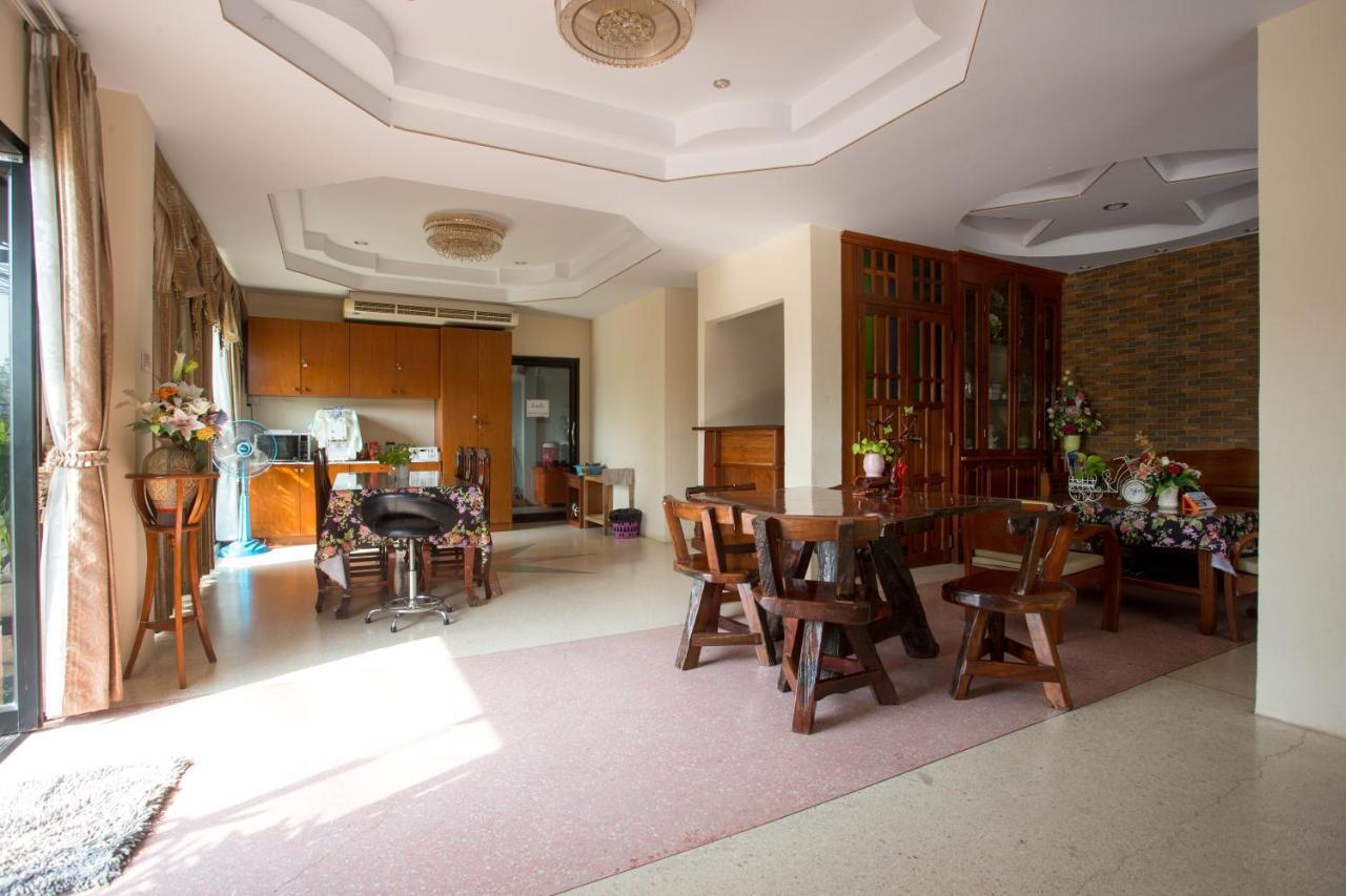 The Star Hotel Удон-Тхани Экстерьер фото
